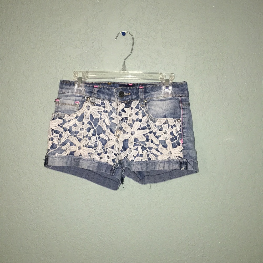 Short jean shorts